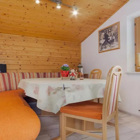 Haus Stern نيوستيف ام ستوبيتا